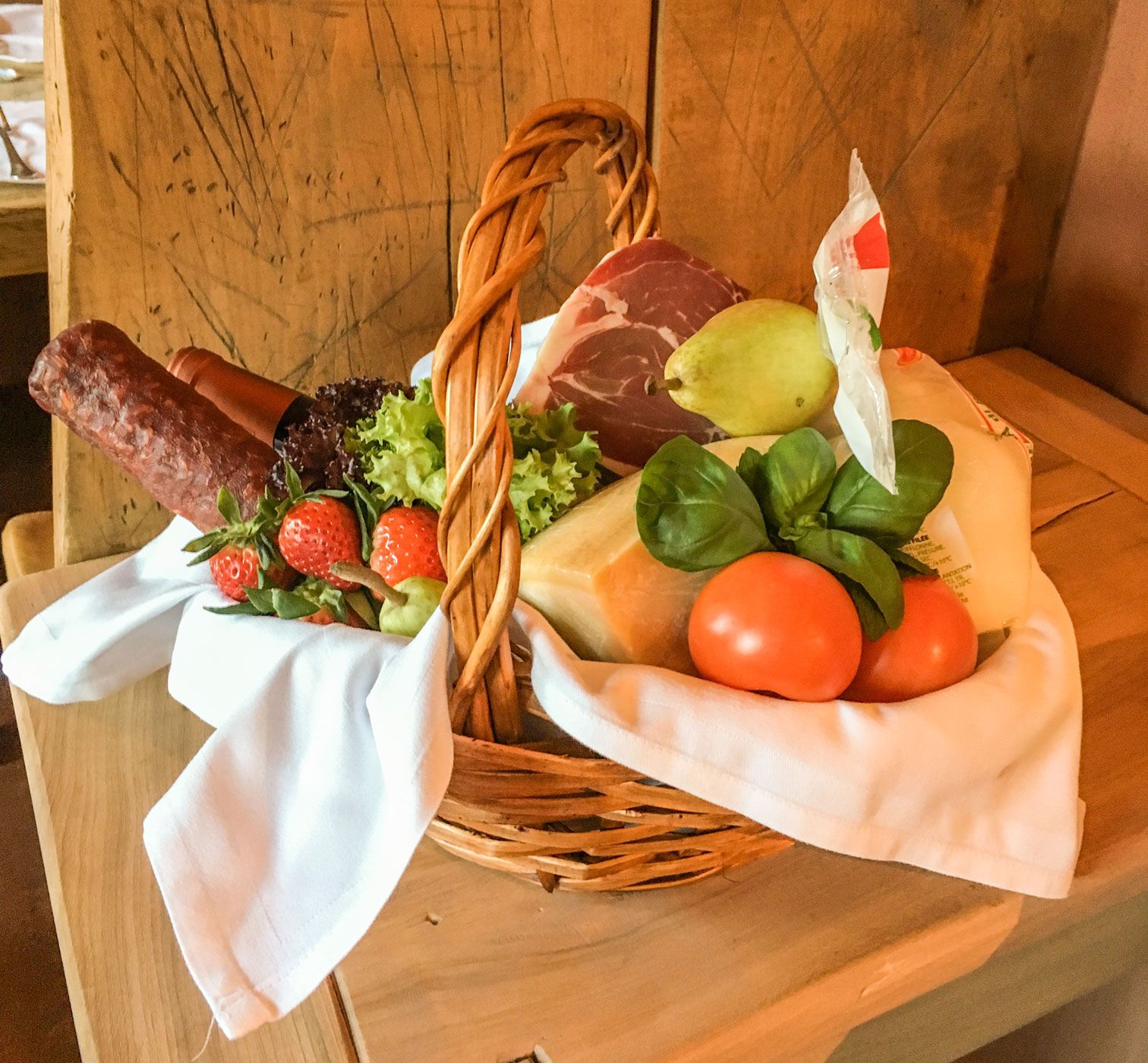 Geschenkkorb des Hotels San Gabriele